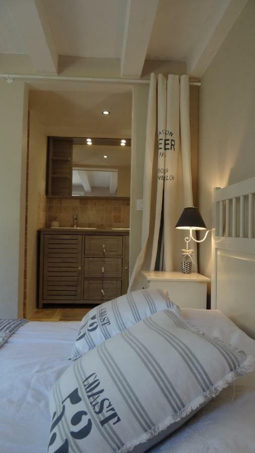 Les Olivettes Le Mazet Bed & Breakfast Uzès Екстериор снимка